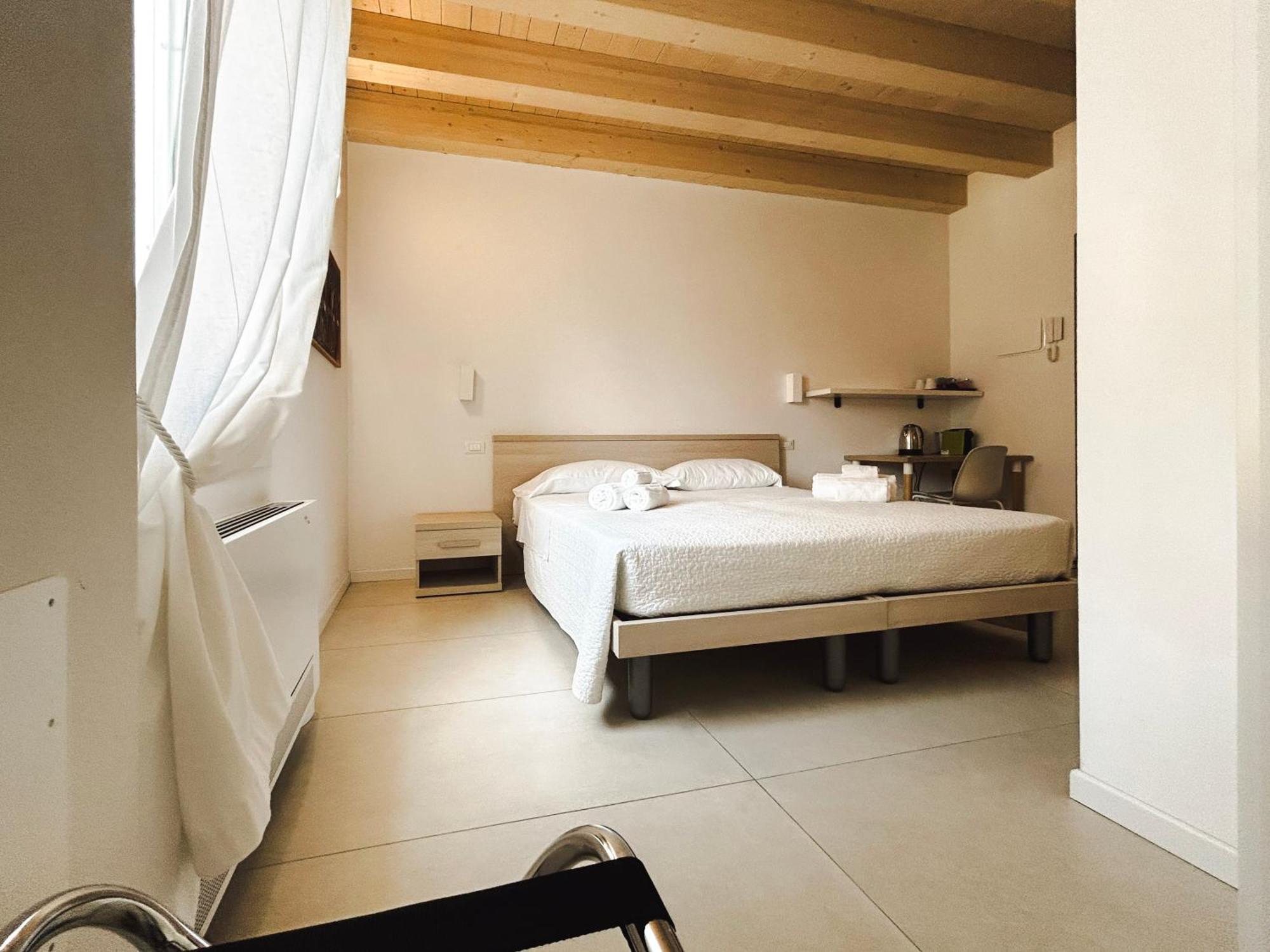 Via Poma Rooms Verona Luaran gambar