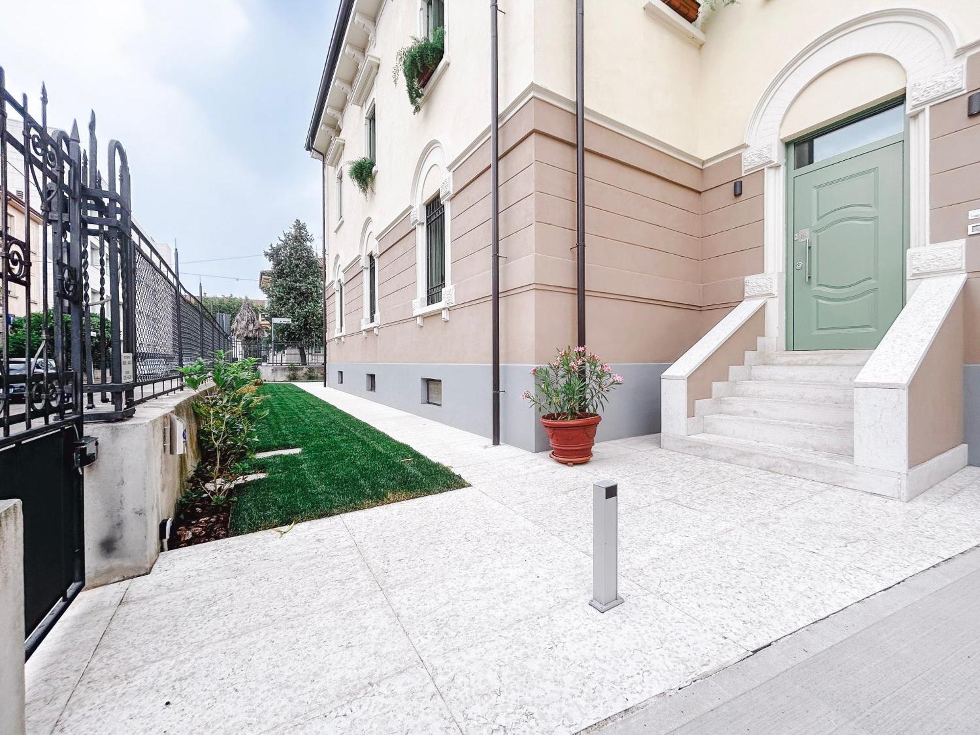 Via Poma Rooms Verona Luaran gambar